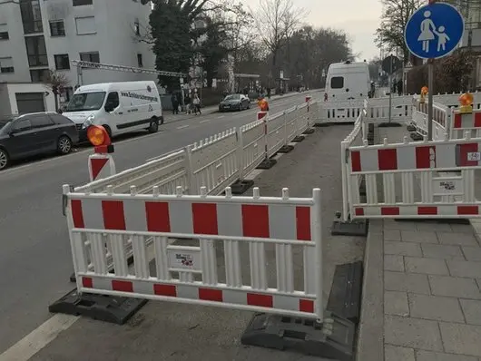 Verkehrssicherung München - Fussgängerschutz Verkehrssicherung München - Fussgängerschutz